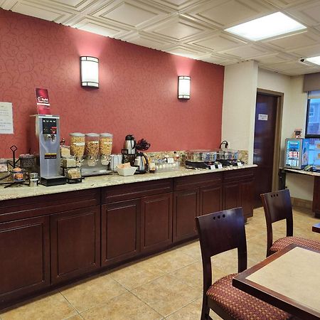 Best Western Plus Rose City Suites Welland Esterno foto