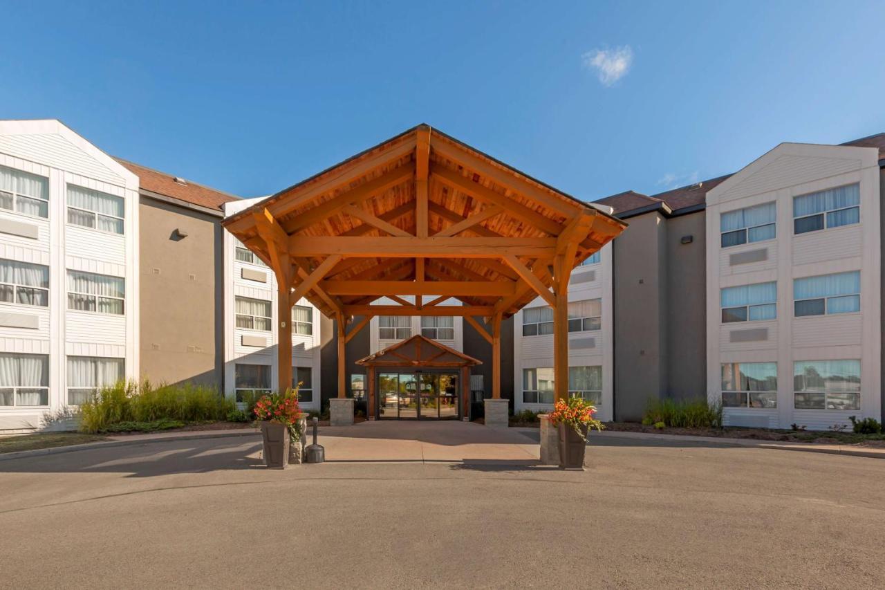 Best Western Plus Rose City Suites Welland Esterno foto