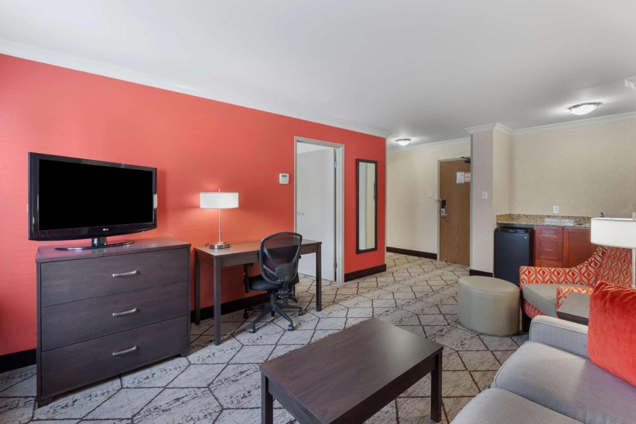 Best Western Plus Rose City Suites Welland Esterno foto
