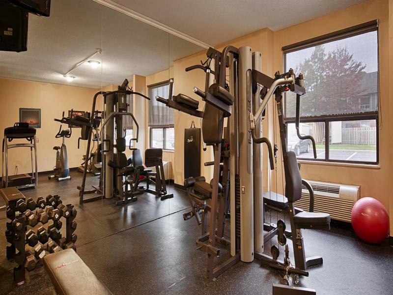 Best Western Plus Rose City Suites Welland Esterno foto